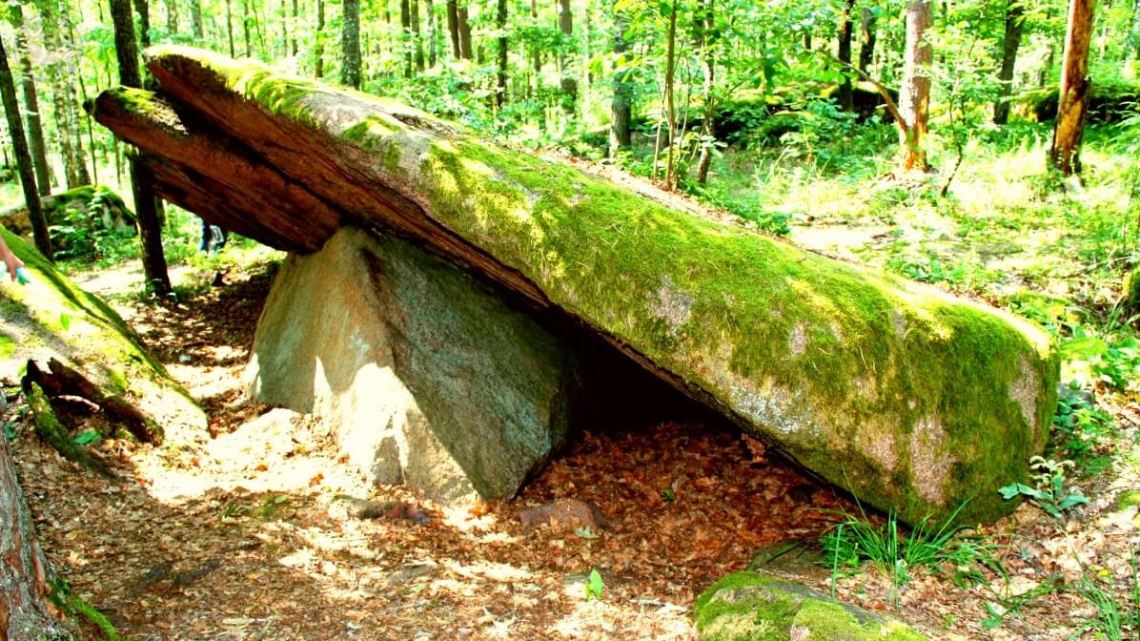 Кам'яне село – в гостях у хоббітів