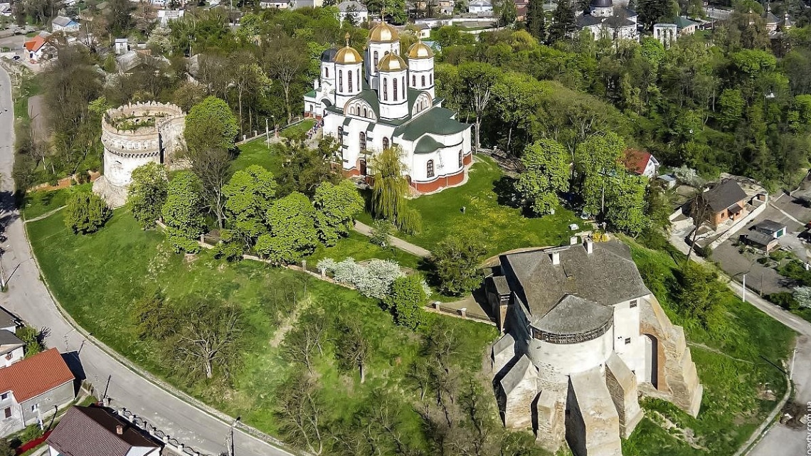 Замки князів Острозьких