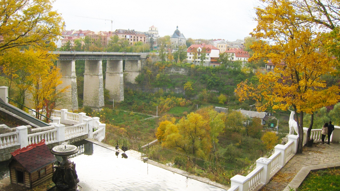	Золота осінь на Бакоті