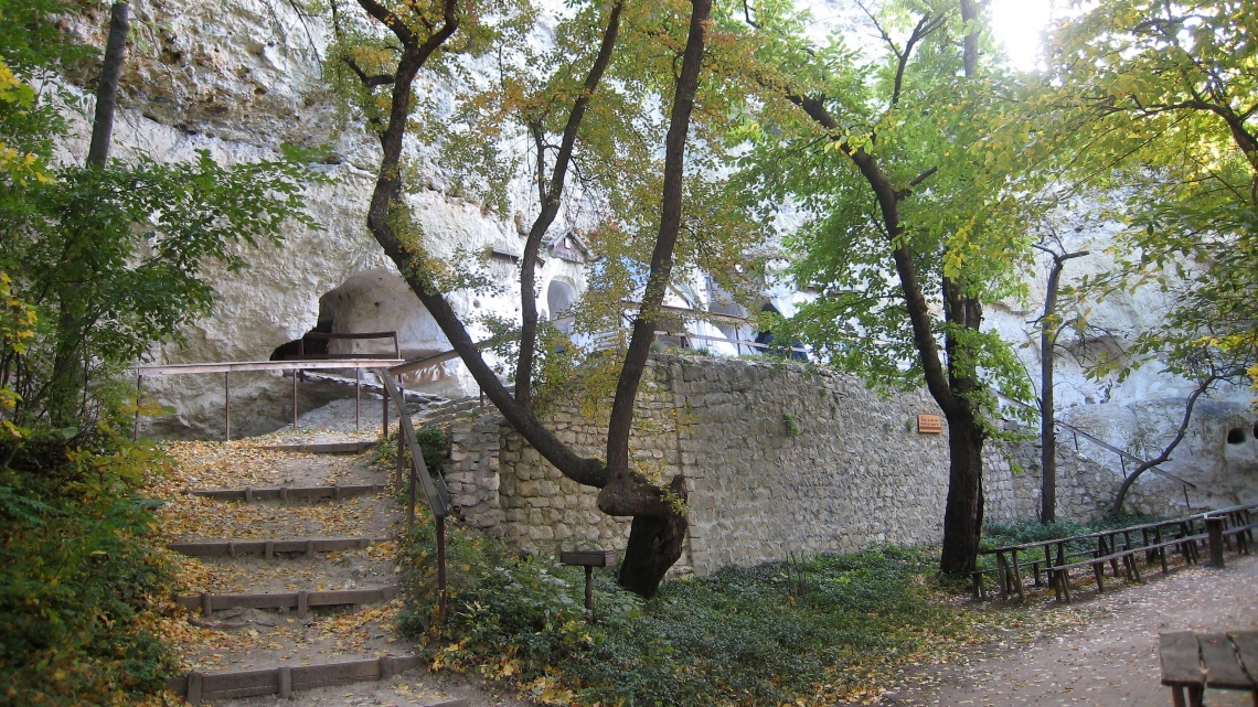	Золота осінь на Бакоті