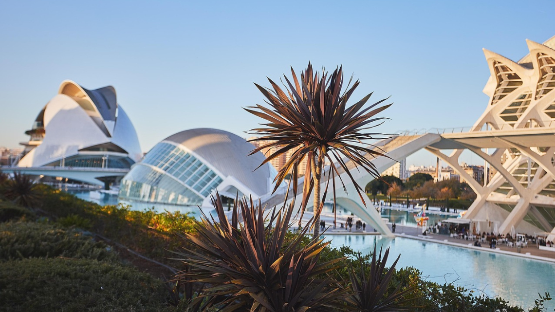 Експрес Мадрид - Валенсія - Барселона з відпочинком на Коста Брава. Авіатур