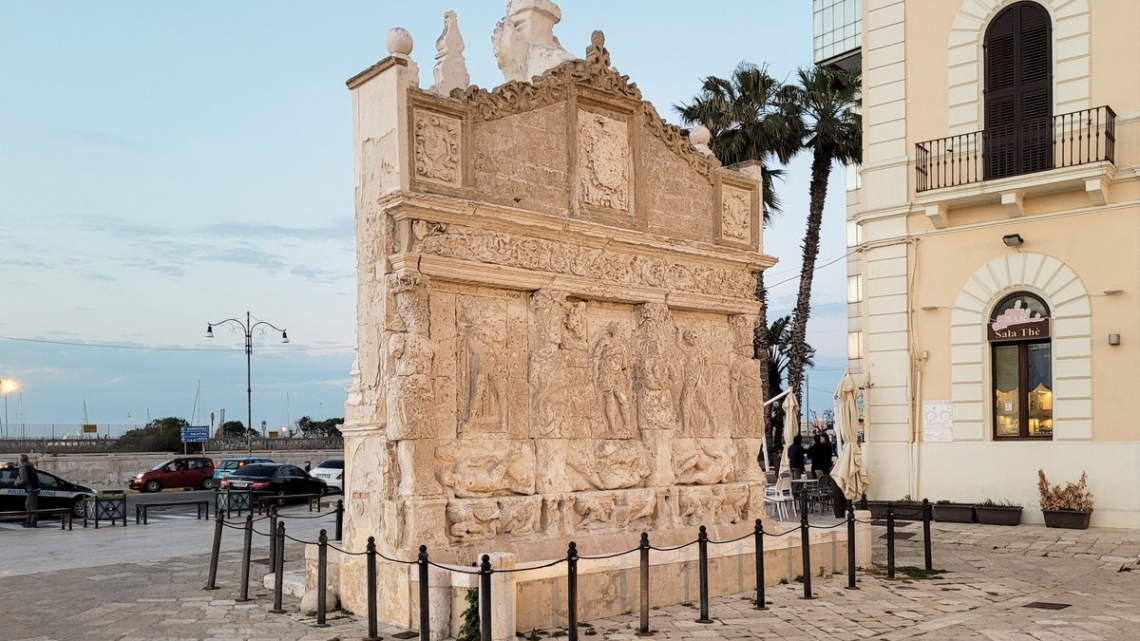 Апулія: стежками оливкових гаїв