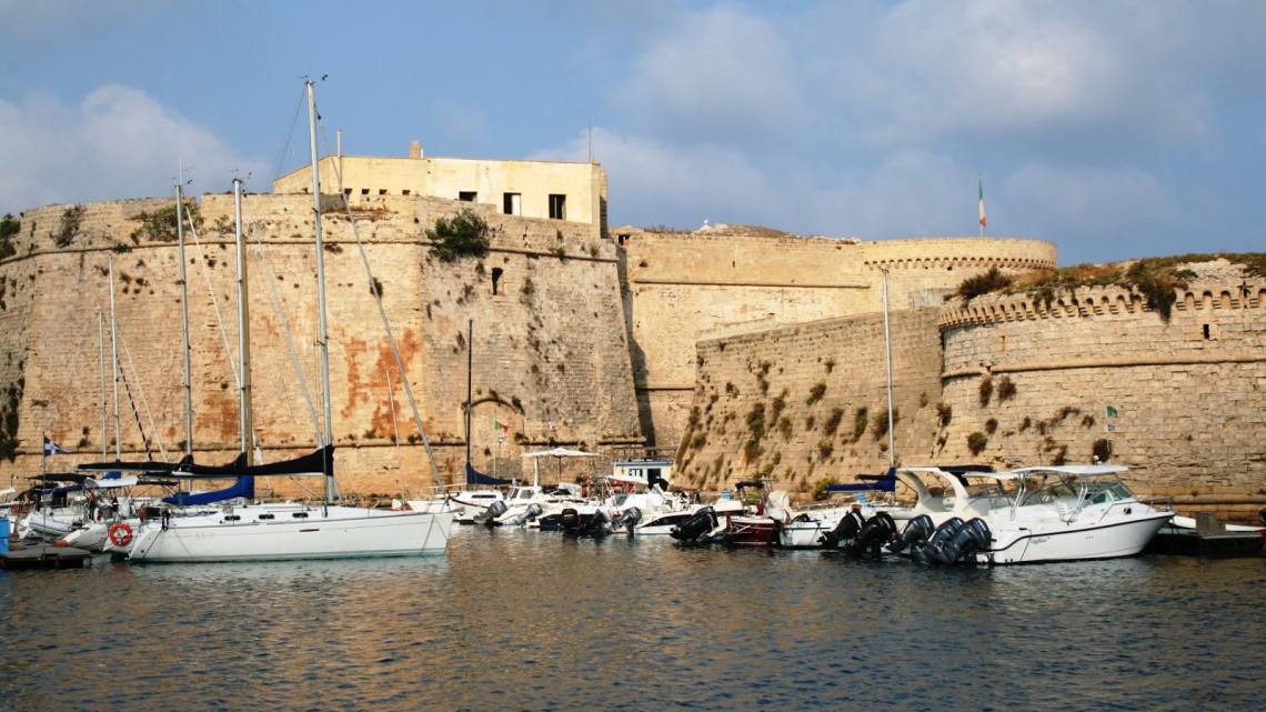 Апулія: стежками оливкових гаїв