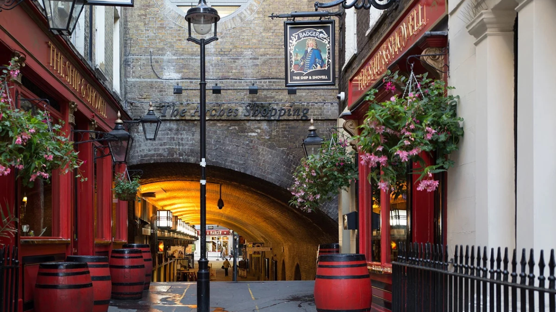 Феєричний Лондон + Единбург