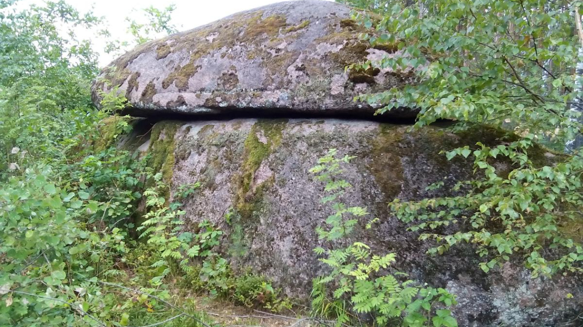 Кам'яне село – в гостях у хоббітів