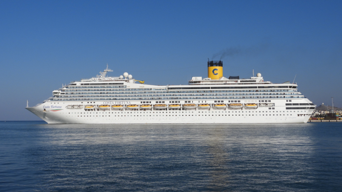 Круїз грецькими островами на лайнері Costa Fortuna у супроводі представника Феєрії