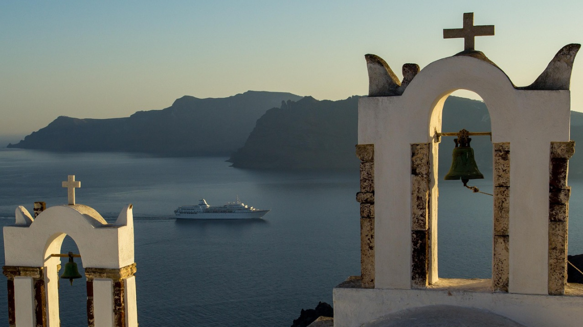 Круїз грецькими островами на лайнері Costa Fortuna у супроводі представника Феєрії