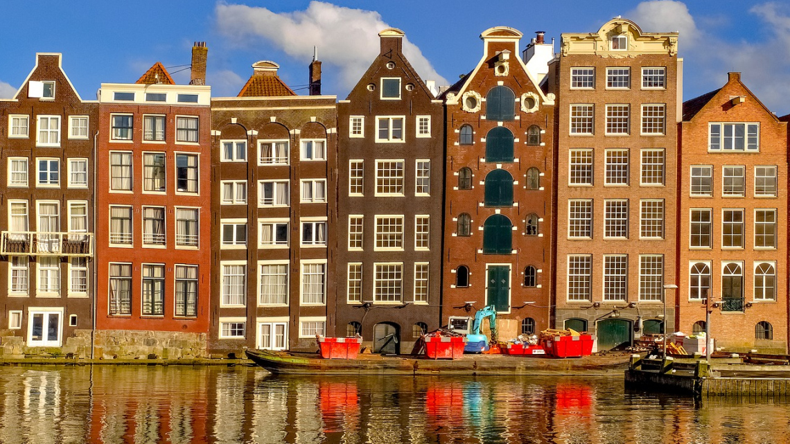 Гарантований тур. Амстердам і тюльпани. Авіатур 