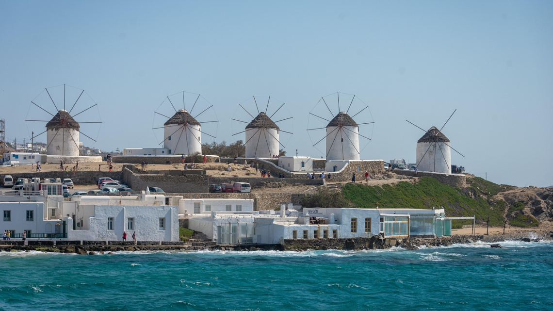 Круїз грецькими островами на лайнері Costa Fortuna у супроводі представника Феєрії