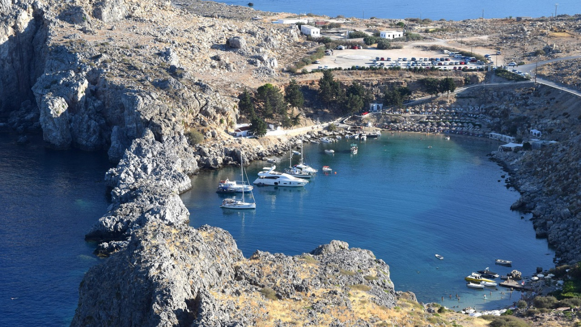 Круїз грецькими островами на лайнері Costa Fortuna у супроводі представника Феєрії