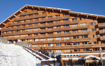 PLEIN SOLEIL N° 910