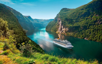 Круїз Норвезькими фіордами на лайнері Costa Diadema. Українська група