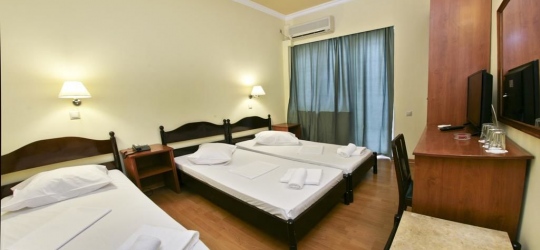 Grand Hotel 3* (Loutraki)