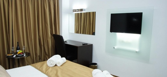 Breeze Boutique Athens 4*