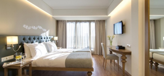 Titania Hotel 4*