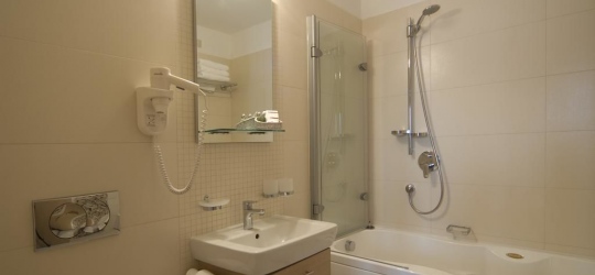 OLYMPIA HOTEL 4*. Водице