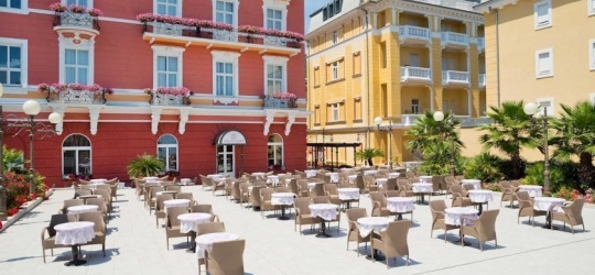 Hotel Continental 4*. Опатия