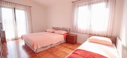SKELIN APARTMENTS. Курорт Водице