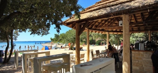 CRVENA LUKA HOTEL & RESORT 4*.  Біоград-на-Мору