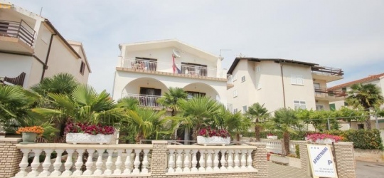 SKELIN APARTMENTS. Курорт Водице