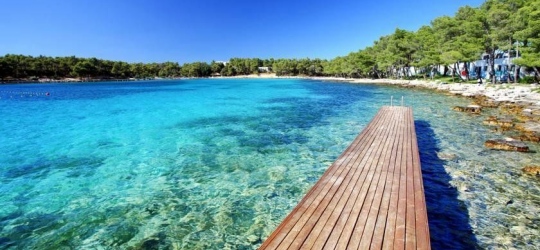 CRVENA LUKA HOTEL & RESORT 4*.  Біоград-на-Мору