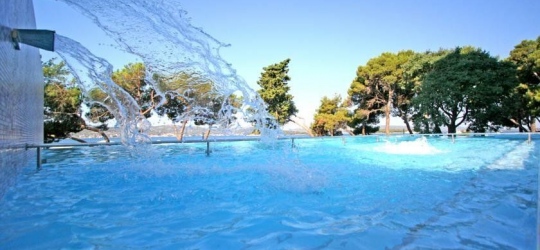 HOTEL ADRIATIC 3*. Биоград-на-мору