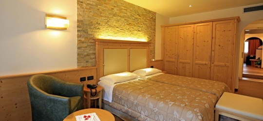 Hotel Ladina 3*