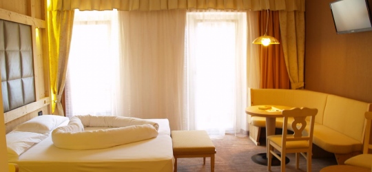 Hotel Ladina 3*
