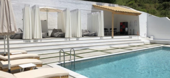 Vila Theros 4*