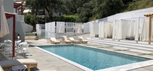 Vila Theros 4*
