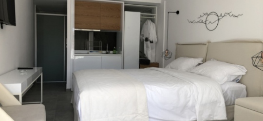 Vila Theros 4*