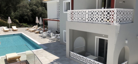 Vila Theros 4*