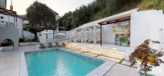 Vila Theros 4*