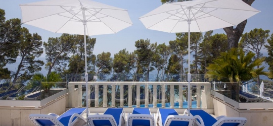 Hotel Sentido Berulia 5*/Bluesun Berulia Beach 4*. Брела