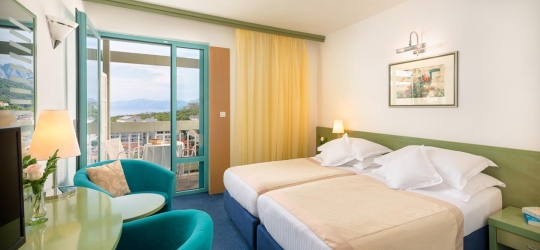 Dalmacija Sunny Hotel by Valamar 3*. Макарска