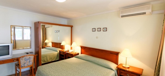 TN Jadran Hotel 3*. Трогір