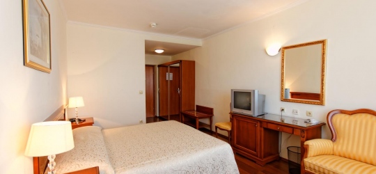 TN Jadran Hotel 3*. Трогір