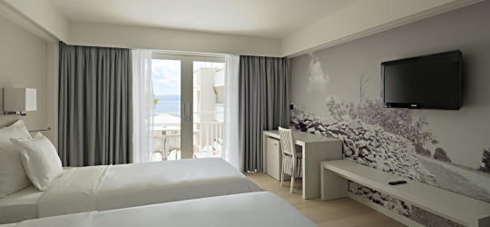  Hotel Osejava 4*. Макарска