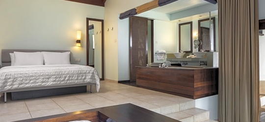 Le Meridien Fisherman's Cove 