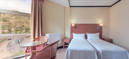 Dom Pedro Madeira 4*