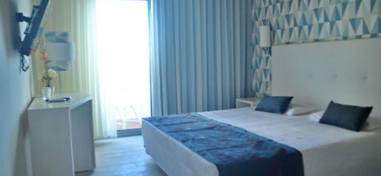Ouril Hotel Julia 3*, Сал