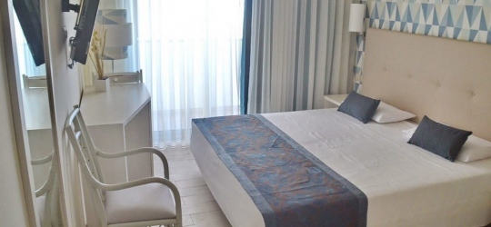 Ouril Hotel Julia 3*, Сал
