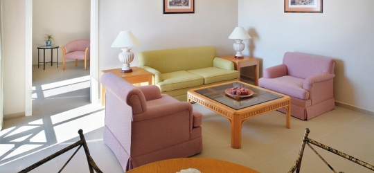 Mövenpick Nabatean Castle Hotel 5* Вади-Муса