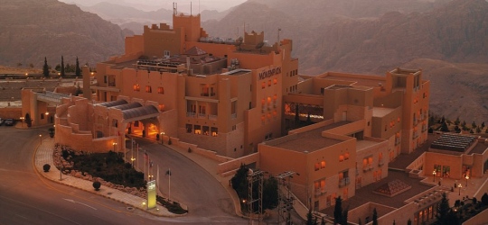 Mövenpick Nabatean Castle Hotel 5* Вади-Муса