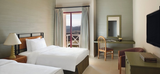 Mövenpick Nabatean Castle Hotel 5* Вади-Муса