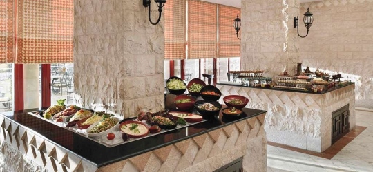 Mövenpick Nabatean Castle Hotel 5* Вади-Муса