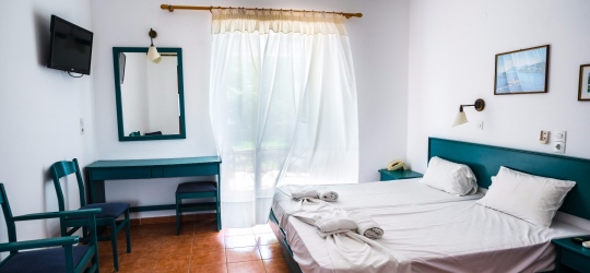Three Stars Beach Hotel 3*, Corfu