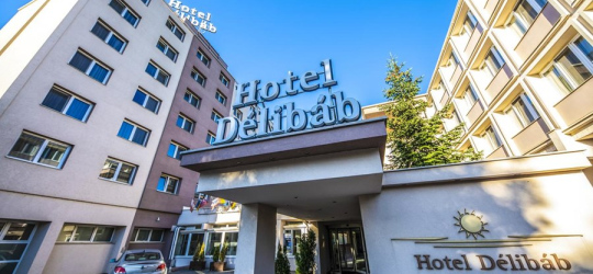 Hotel Delibab  4*