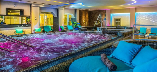 Hotel Delibab  4*