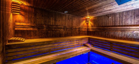 Hotel Delibab  4*